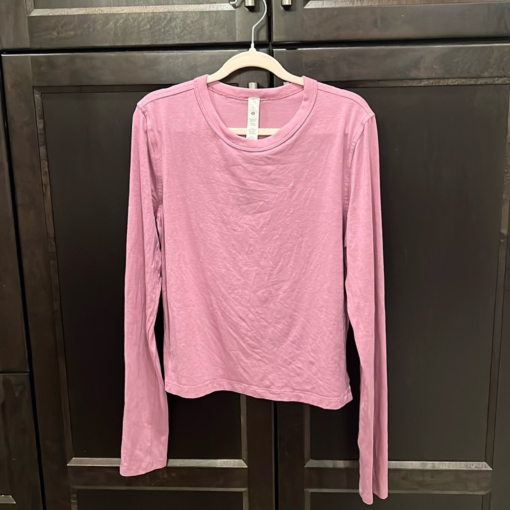 lululemon athletica Long Sleeve Tee in Pink